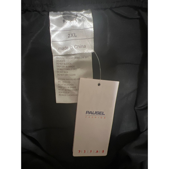 Women's Swim Board Shorts with Zippered Pockets Black NWT Size 2XL - Picture 9 of 9